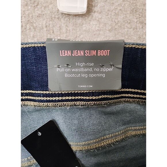 Torrid Lean Slim Boot Cut Jeans Womens 3S 3XL Short Blue Super Soft Pull On NEW - Picture 8 of 10